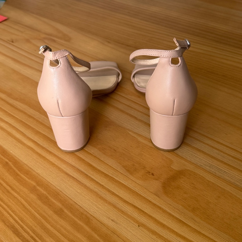 Marc Fisher Jaron Block Heel in Light Natural Leather - Picture 4 of 11